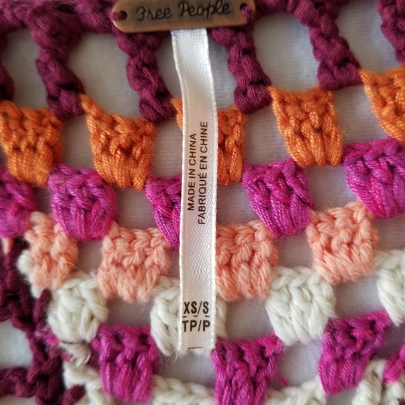 Free People Sweater 💕 - Picture 4 of 9